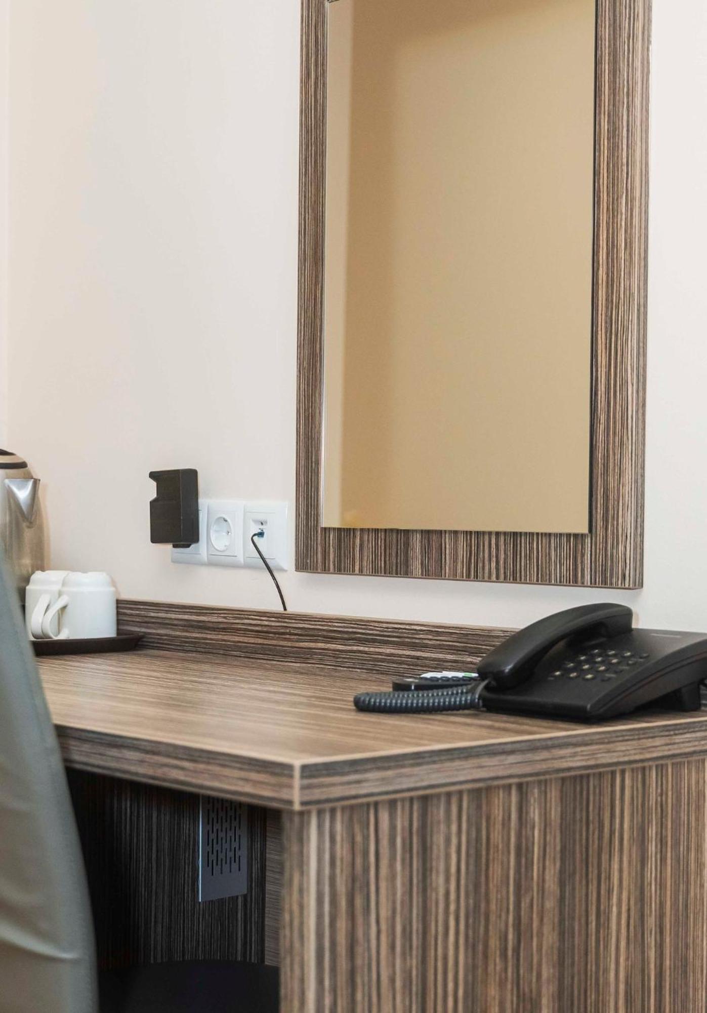 City Hotel Hotel