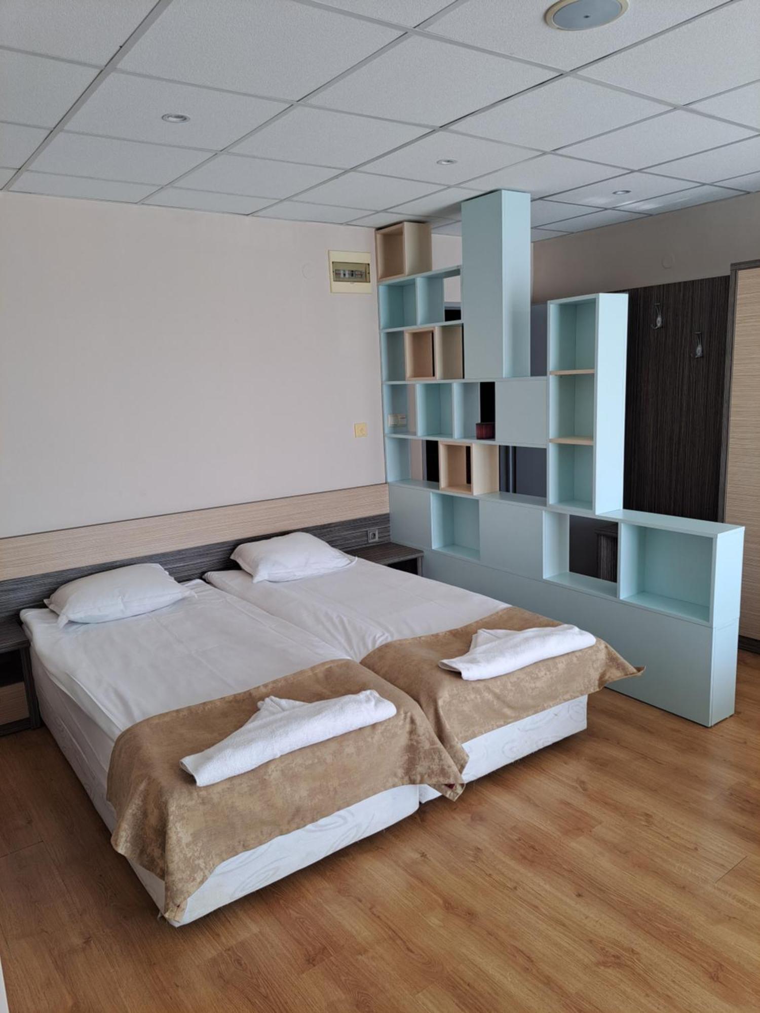 Hotel City Hotel