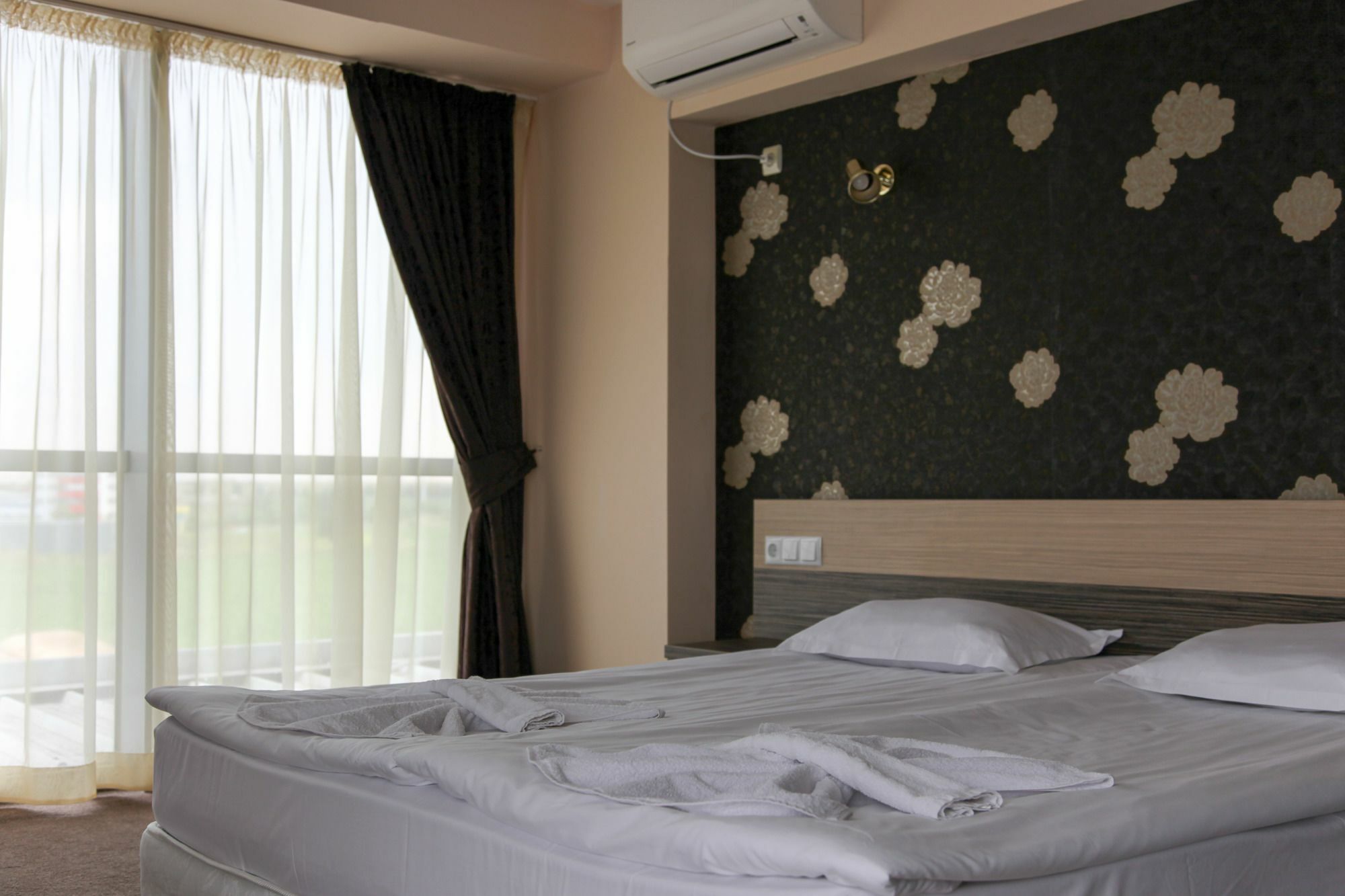 Hotel City